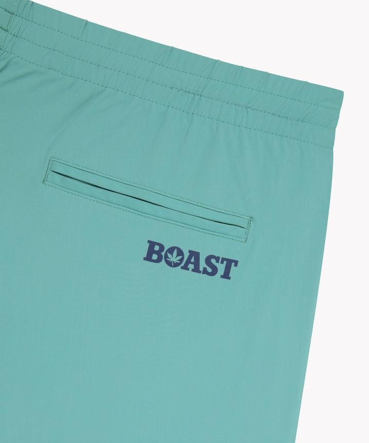 7" Peak Performance Short in Seafoam
