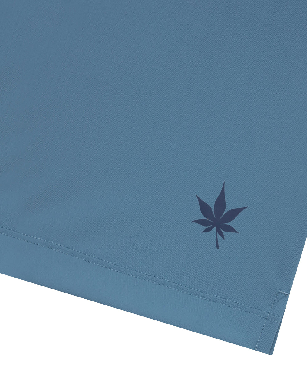7" Peak Performance Short in Captain Blue