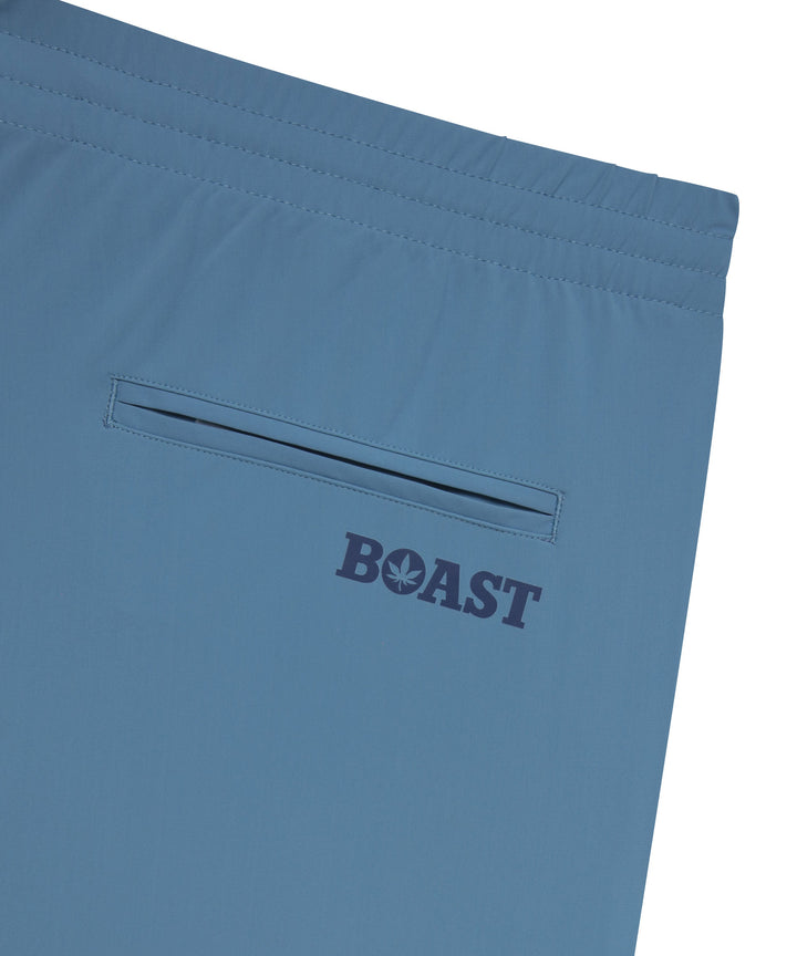 7" Peak Performance Short in Captain Blue