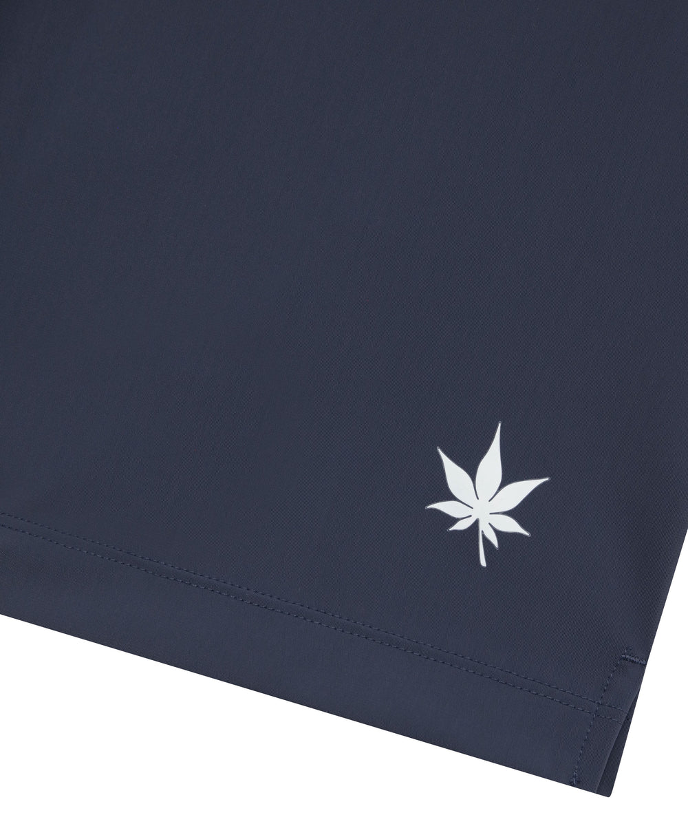 7" Peak Performance Short in Dark Indigo/White