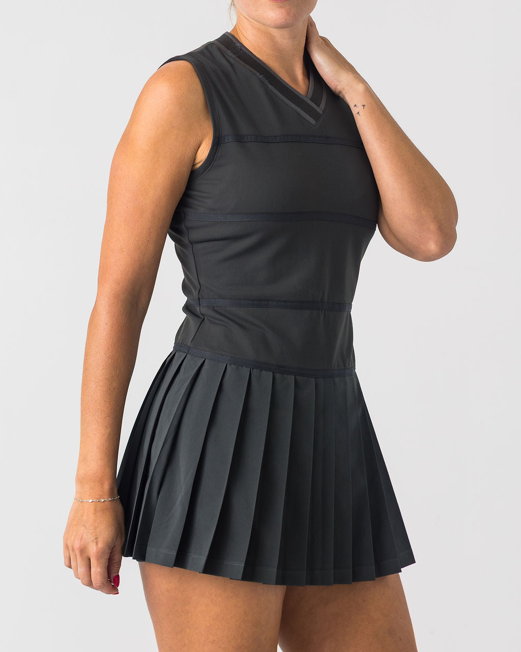 V Neck Dress in Black
