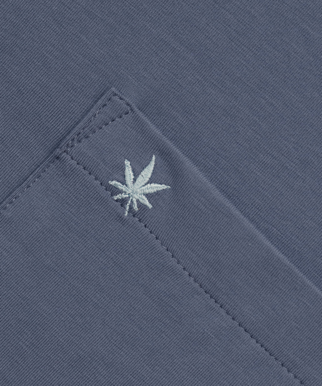 Pocket Tee in Vintage Navy Light Blue