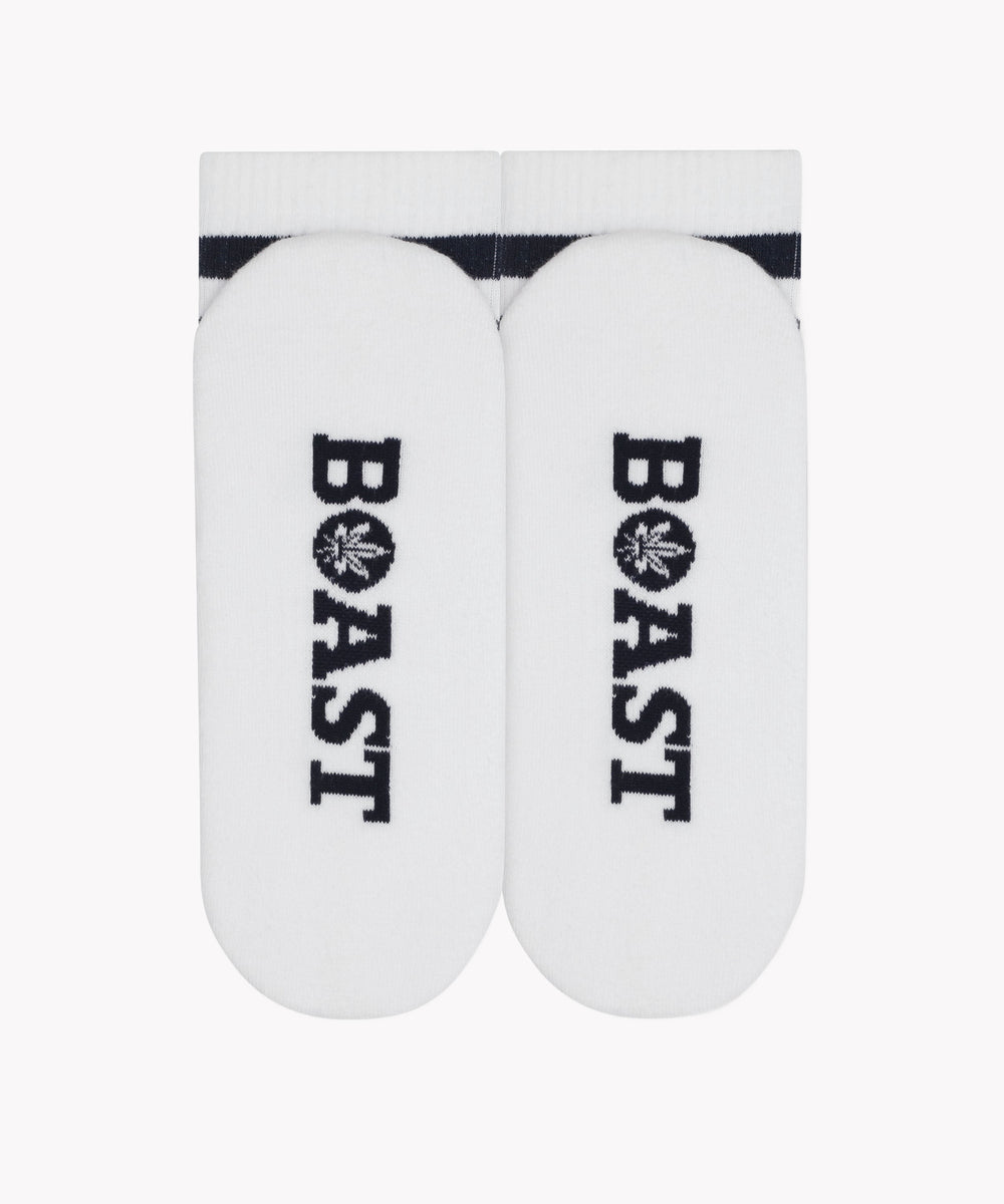 Socks in White/ Navy
