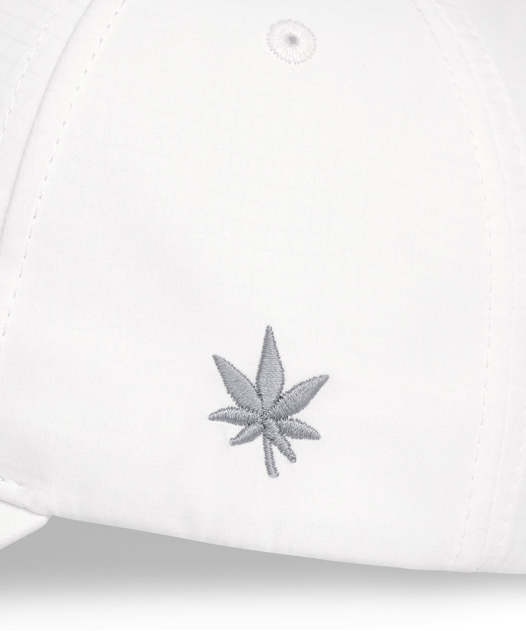 Performance Hat in White